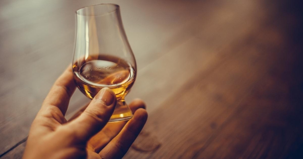 ウイスキーの基本的な飲み方6種